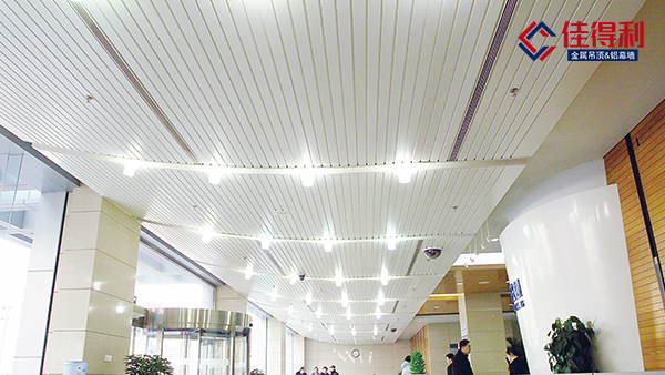 甲級寫字樓大堂鋁扣板 鋁條扣板怎么安裝
