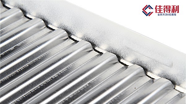 鋁瓦楞復(fù)合板 鋁瓦楞復(fù)合板