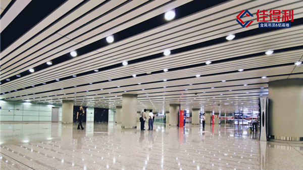 佳得利建材告訴你鋁條扣的特質